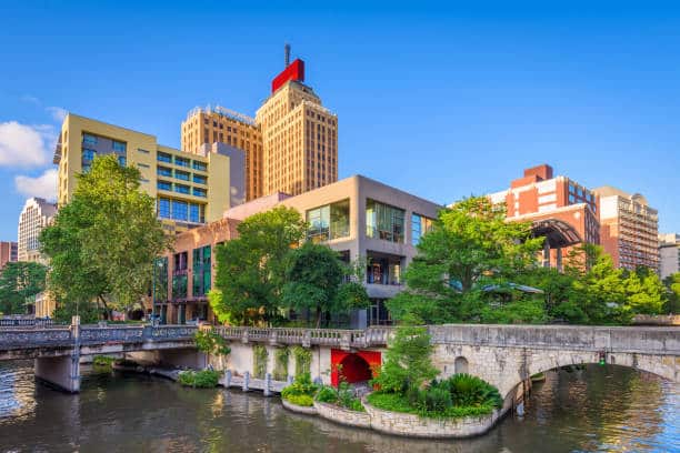 The Complete Moving Guide to San Antonio