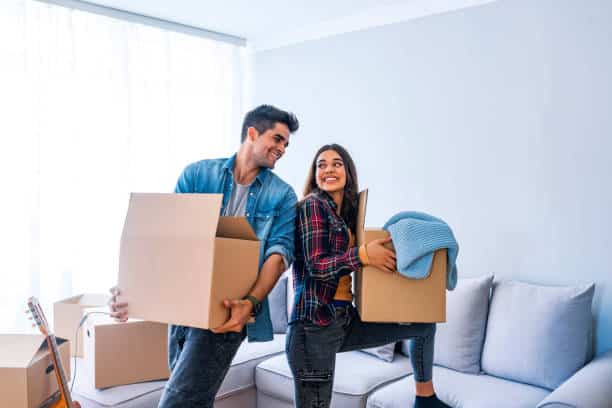 Tips to ease the moving stress when moving in together
